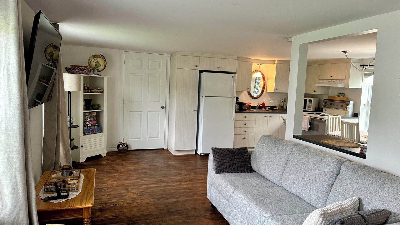 Photo of Livingroom in Saint-Venant-de-Paquette