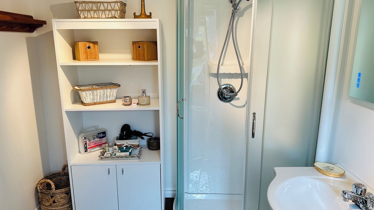 Photo of Bathroom in Saint-Venant-de-Paquette
