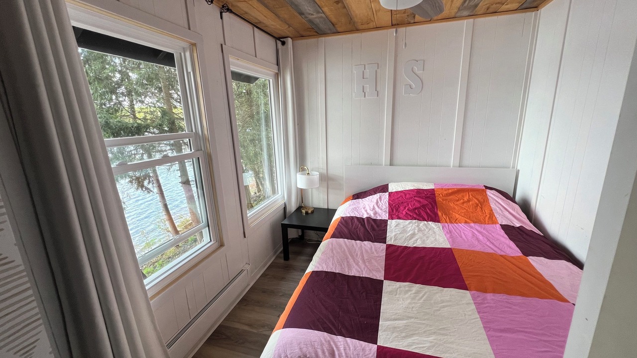 Photo of Bedroom in Utterson