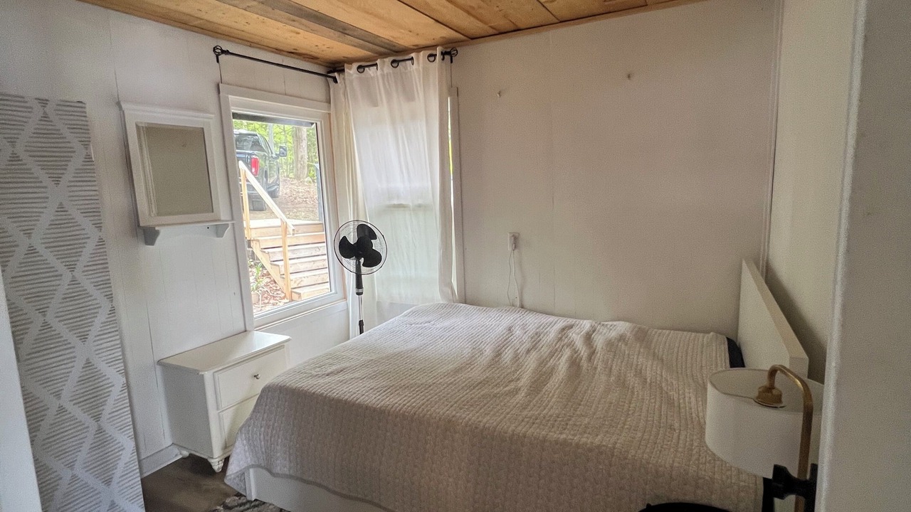 Photo of Bedroom in Utterson