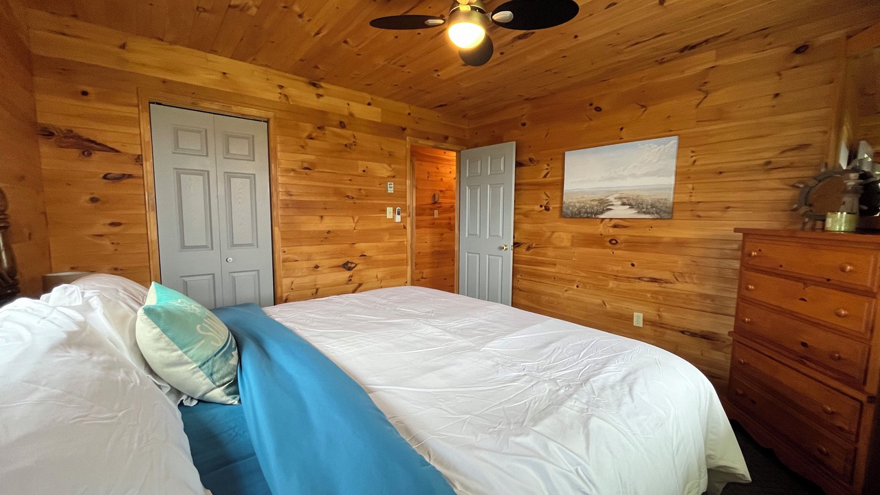 Photo of Bedroom in Corran Ban