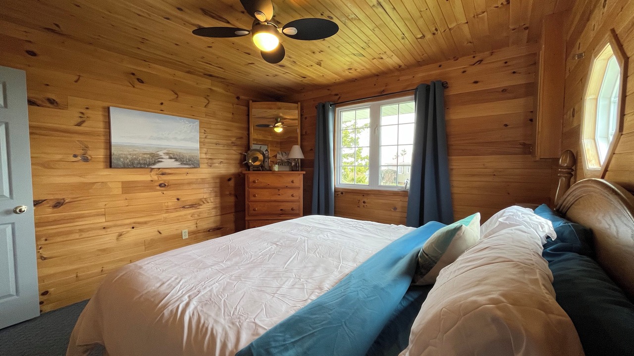 Photo of Bedroom in Corran Ban