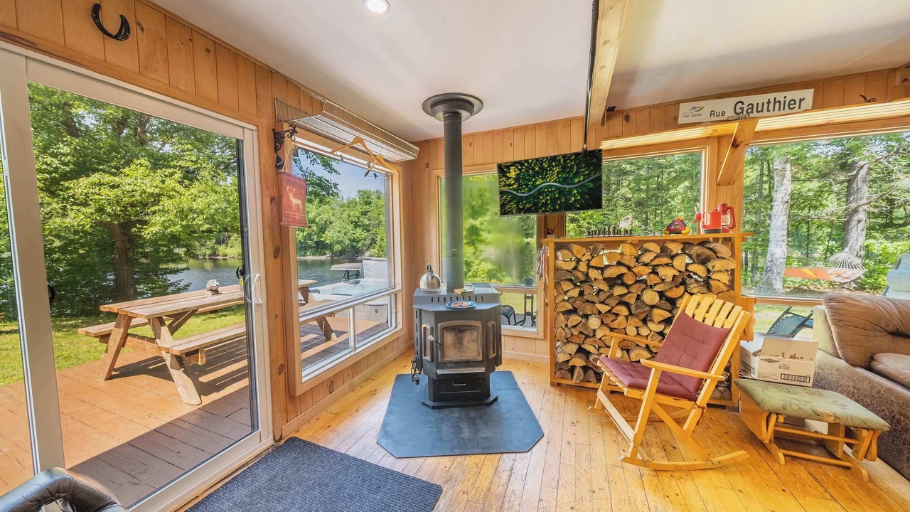 Photo of Livingroom in Portneuf Regional County Municipality