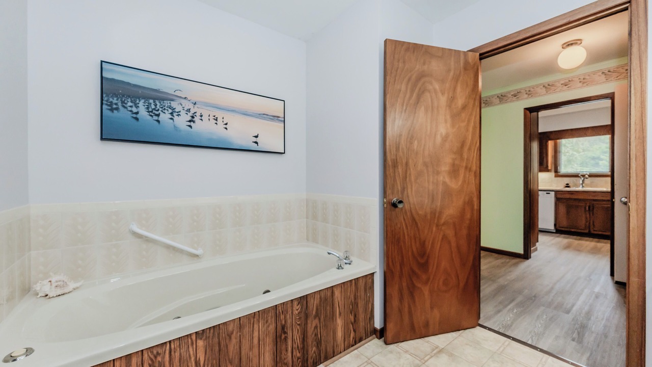 Photo of Bathroom in Wiarton