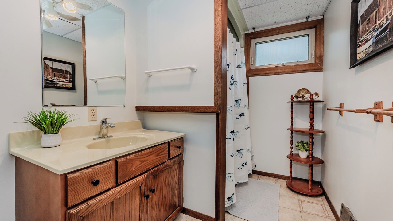 Photo of Bathroom in Wiarton