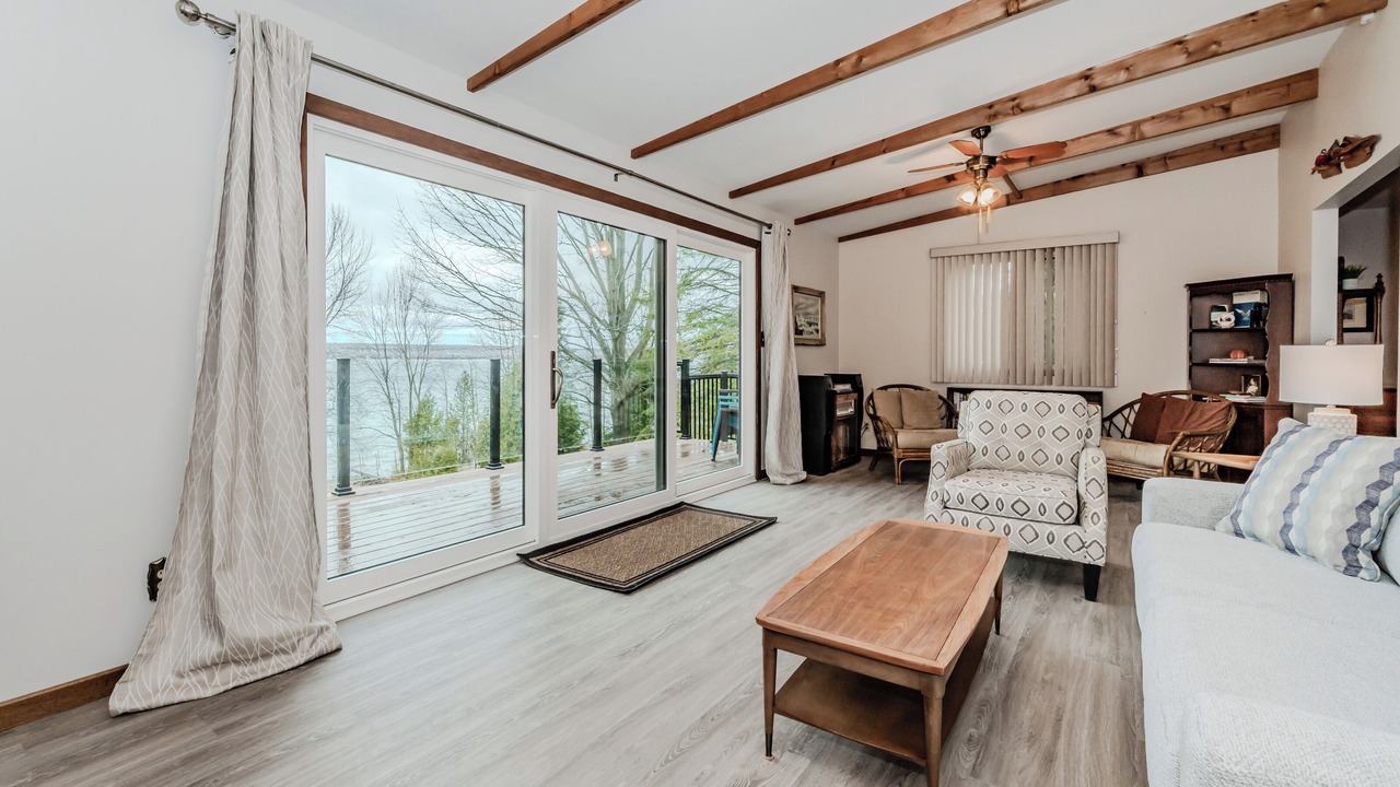 Photo of Bedroom in Wiarton