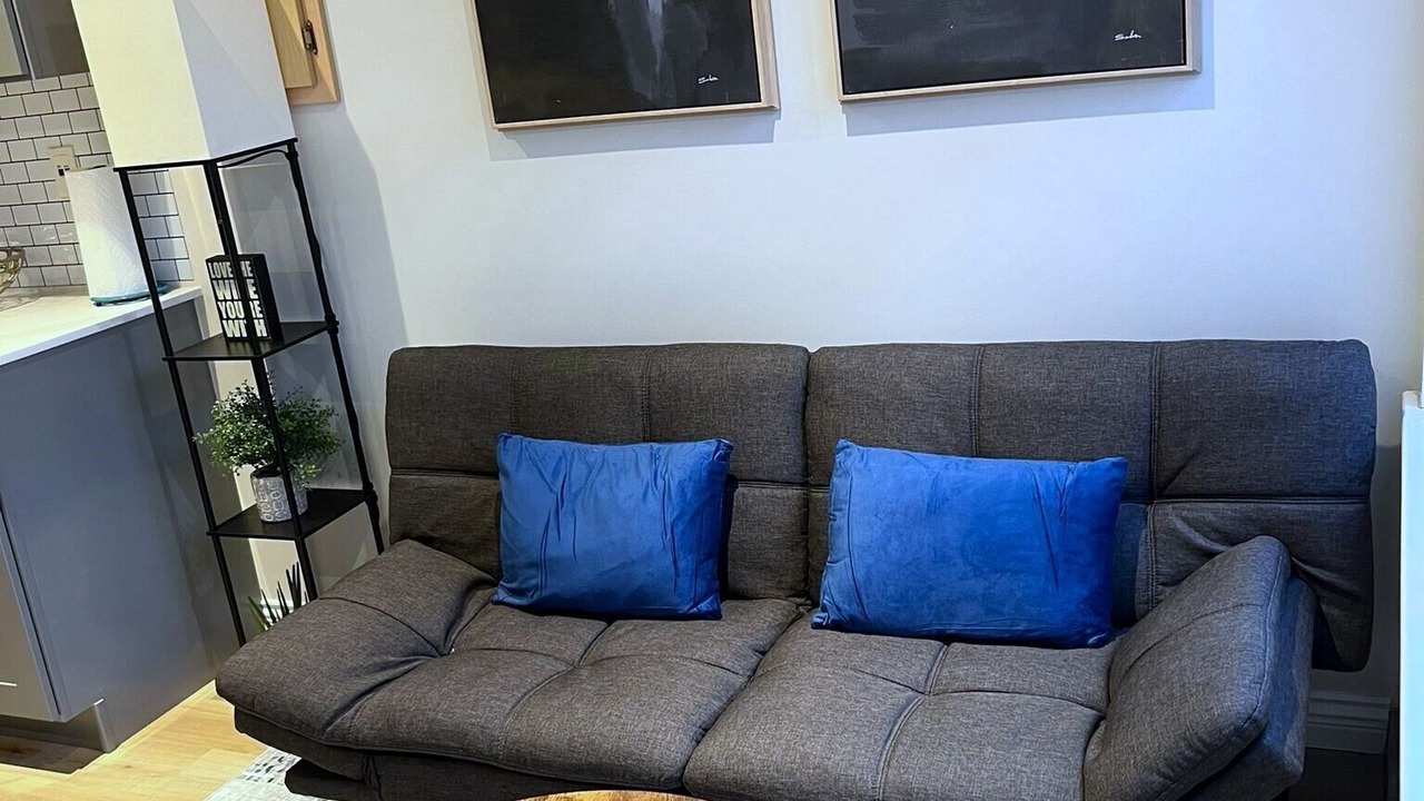 Photo of Livingroom in Vancouver South