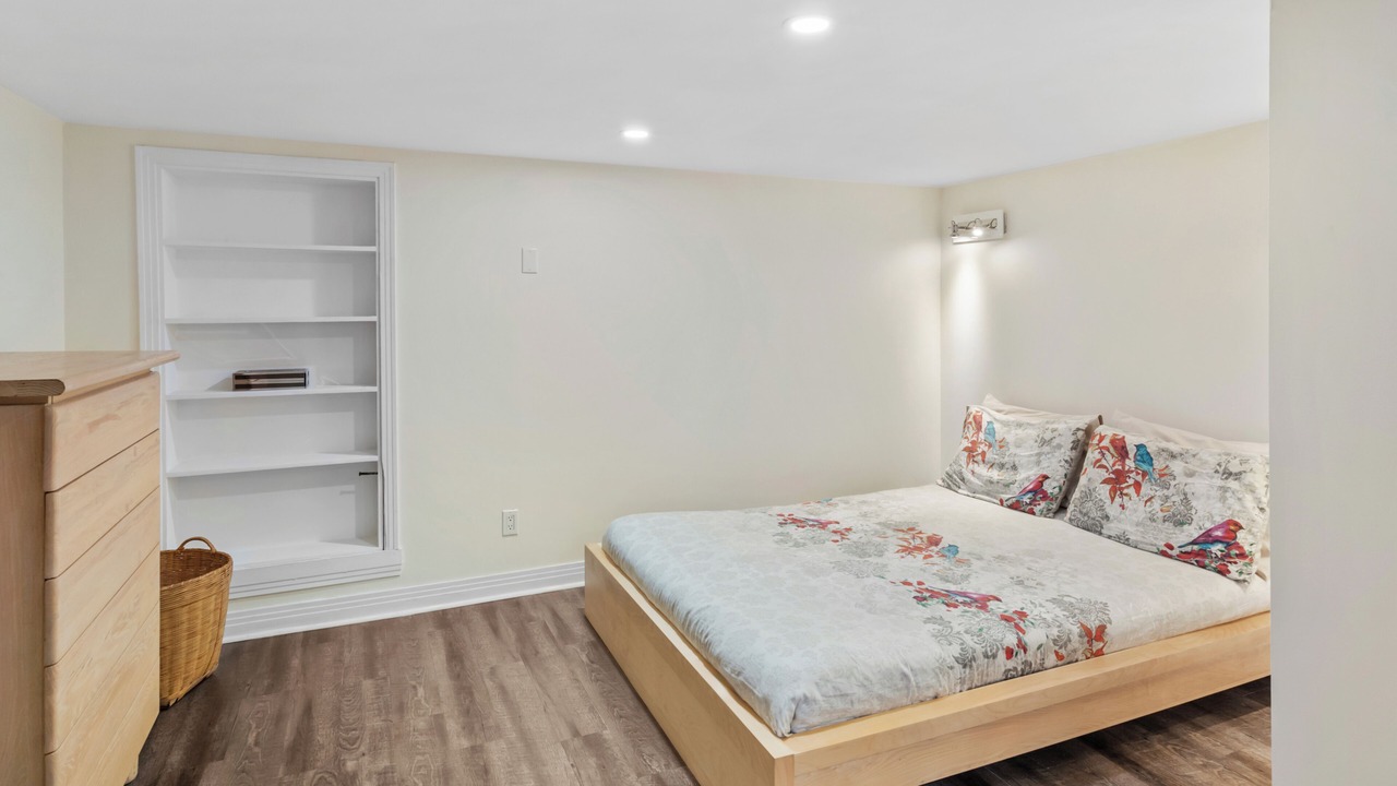 Photo of Bedroom in Parc Molson