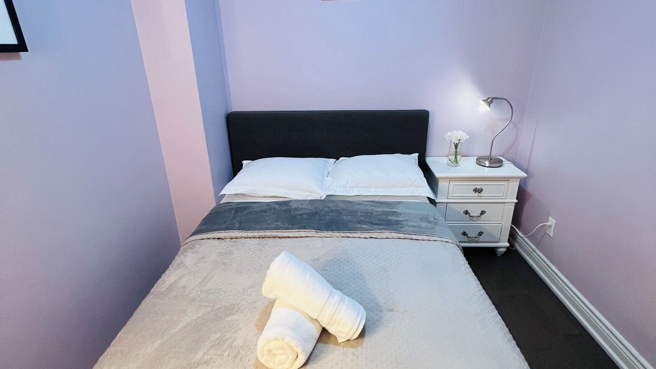 Photo of Bedroom in Oakridge