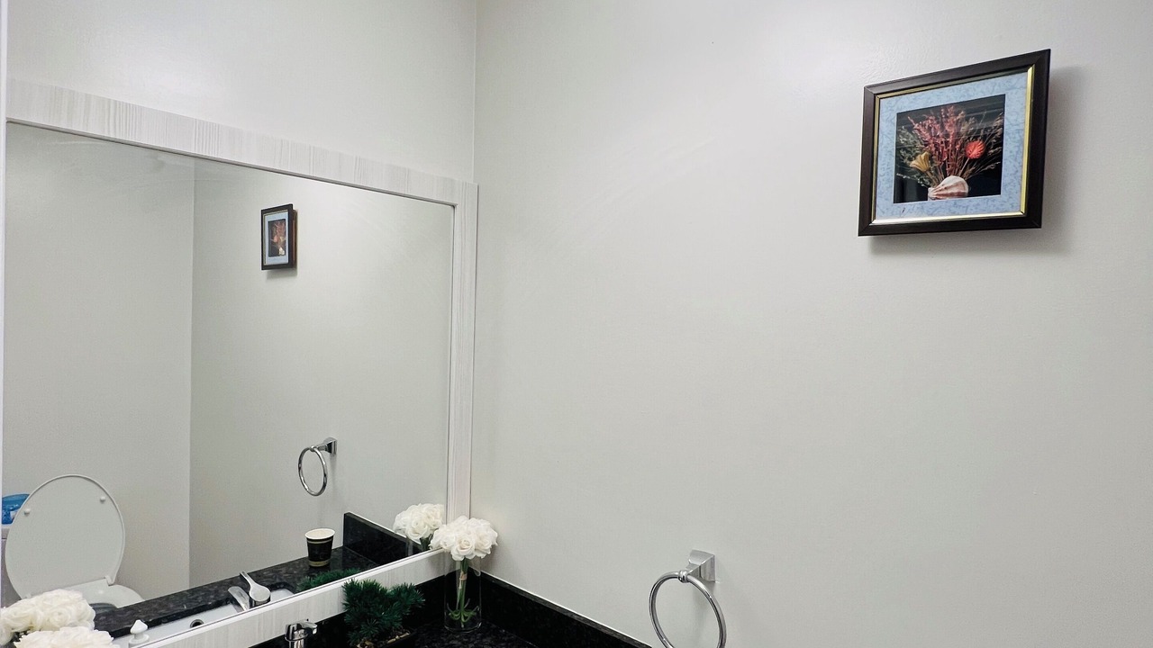 Photo of Bathroom in Oakridge