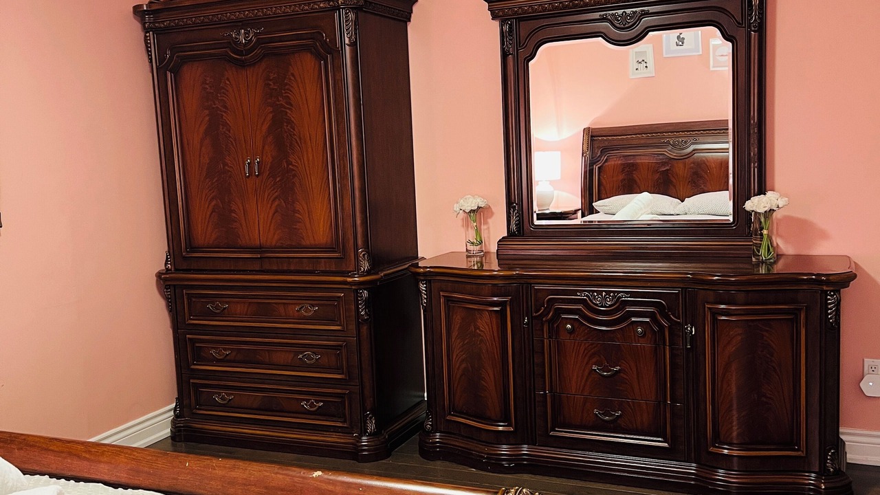 Photo of Bedroom in Oakridge