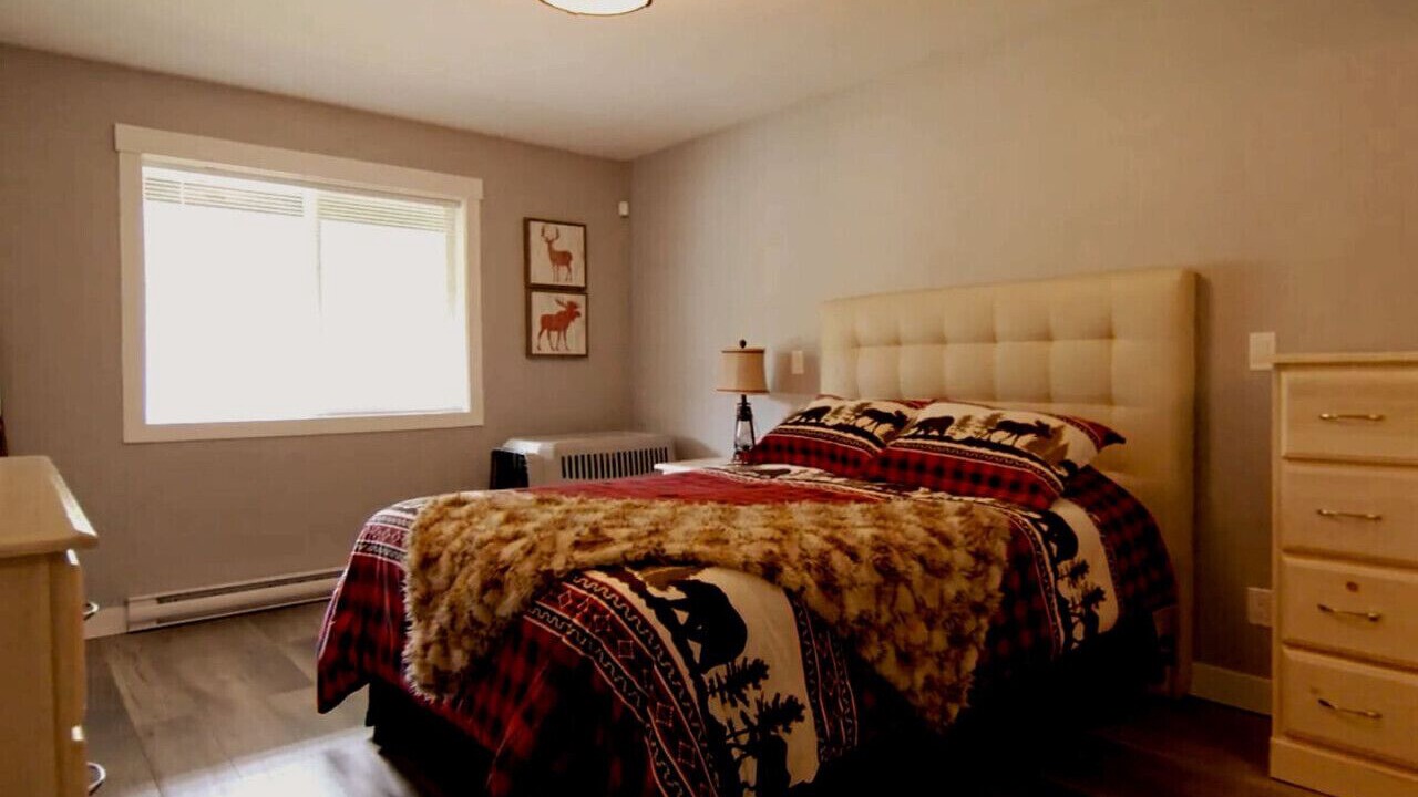 Photo of Bedroom in Okanagan-Similkameen