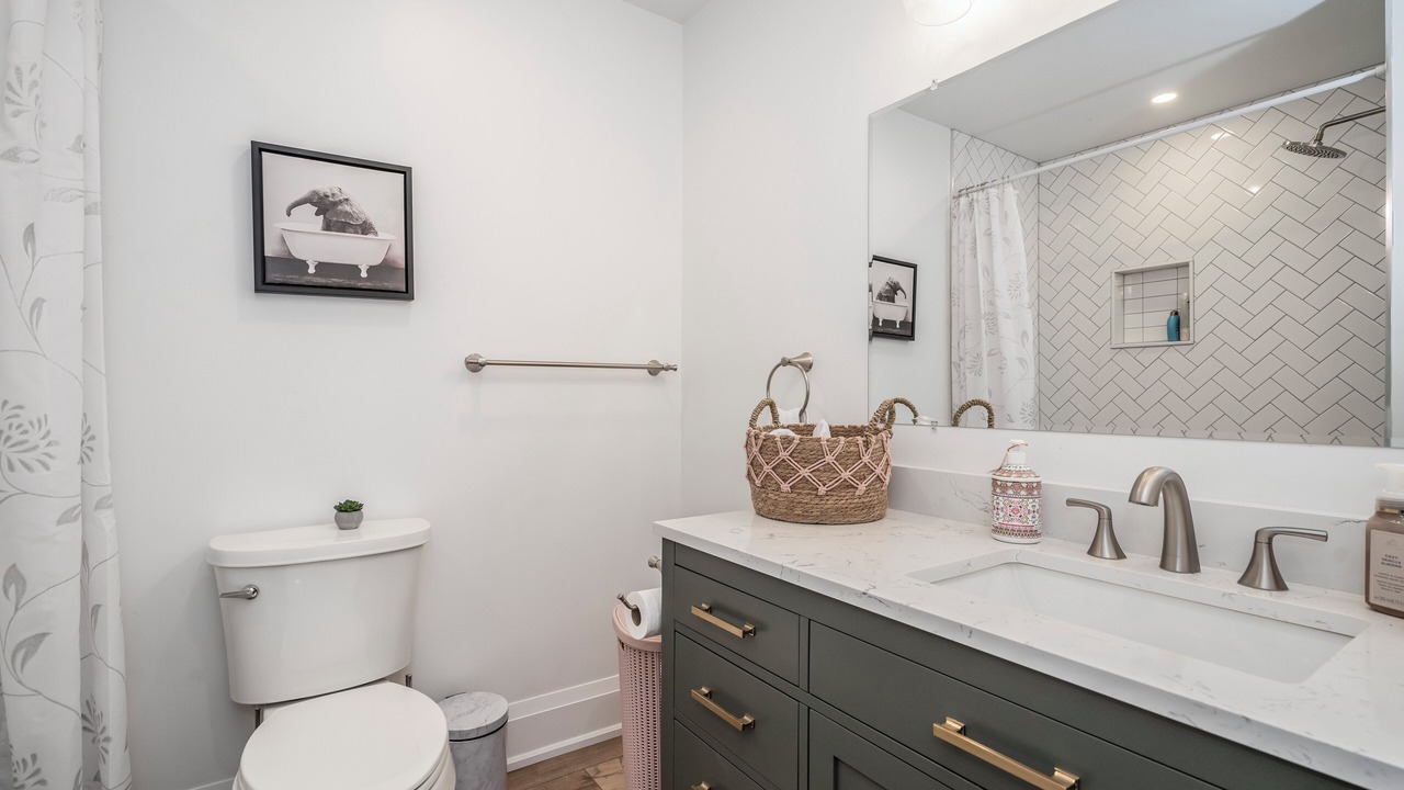 Photo of Bathroom in Cumberland Beach