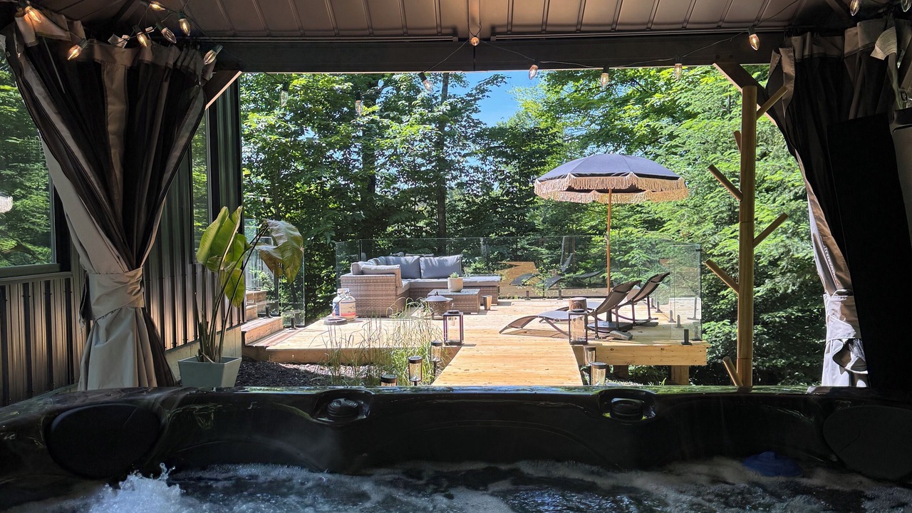 Photo of Patio Balcony in Chertsey