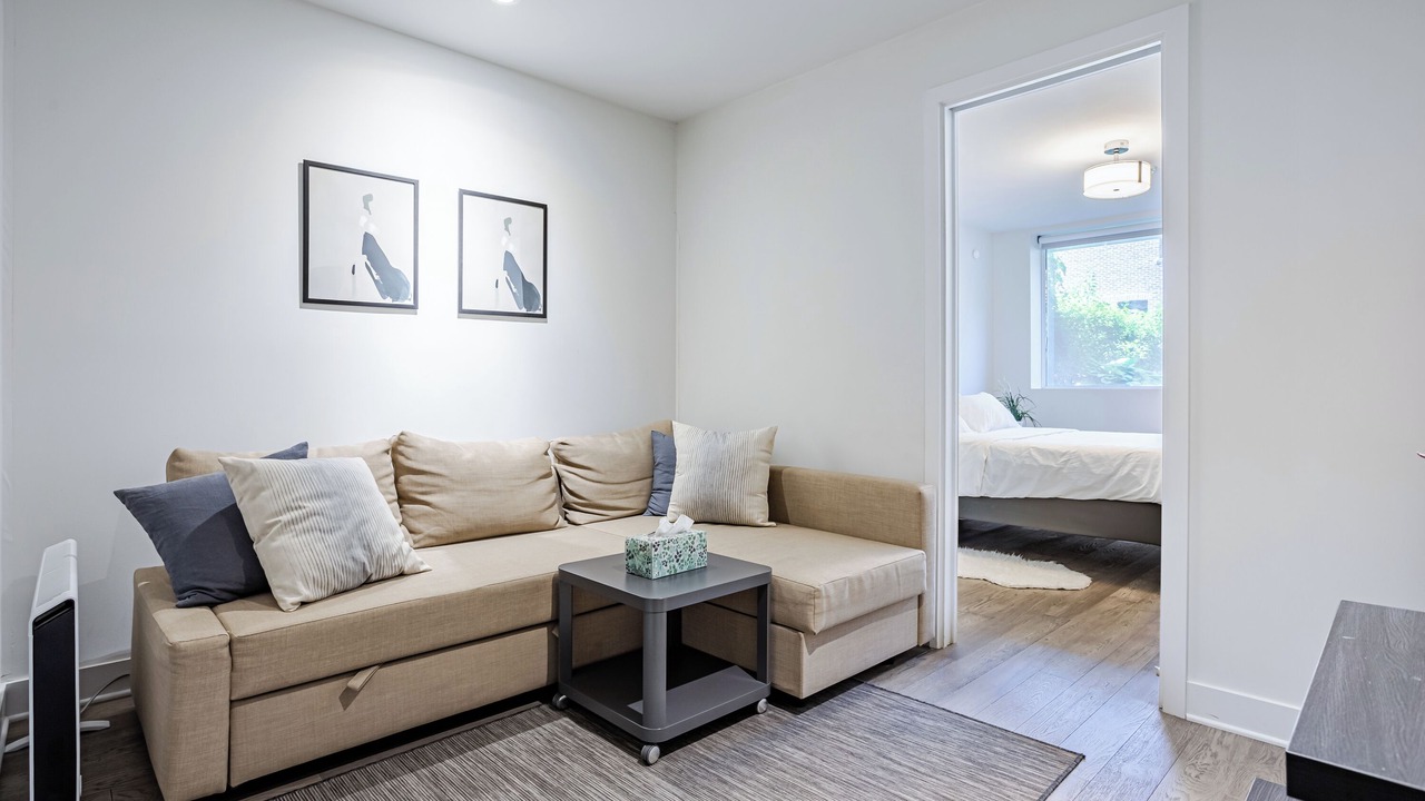 Photo of Livingroom in Pointe-Saint-Charles