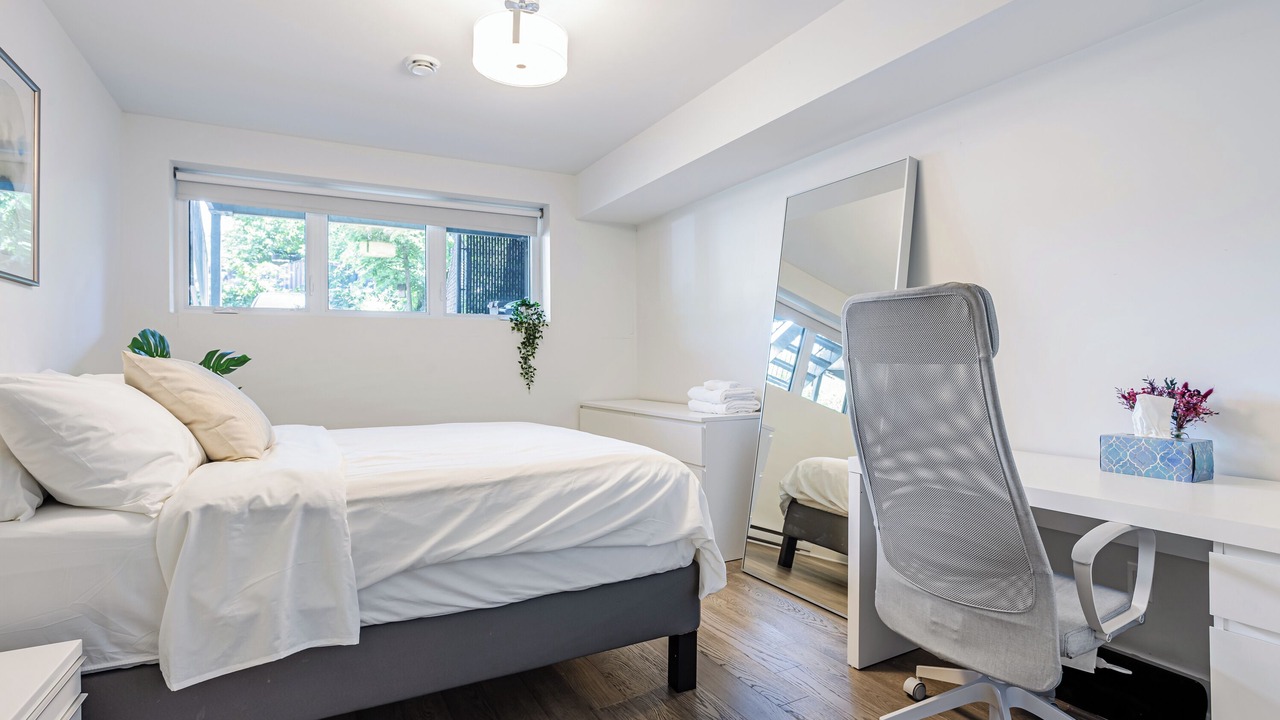 Photo of Bedroom in Pointe-Saint-Charles
