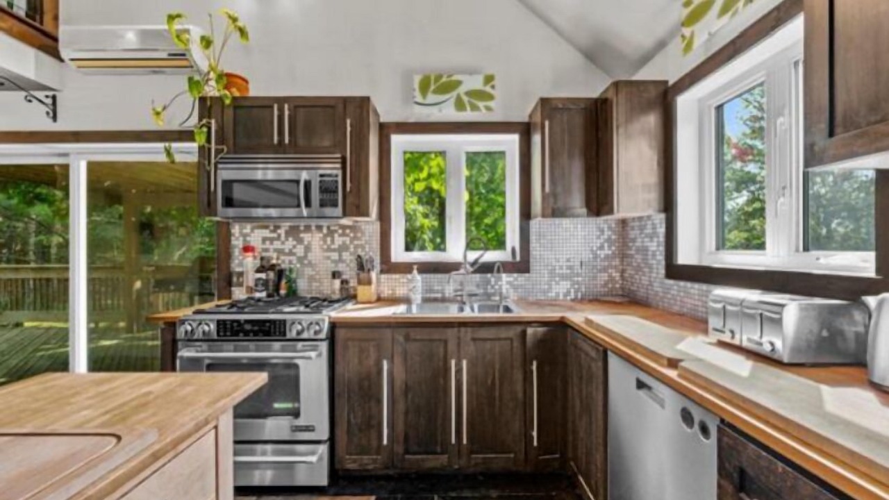 Photo of Kitchen in Magog