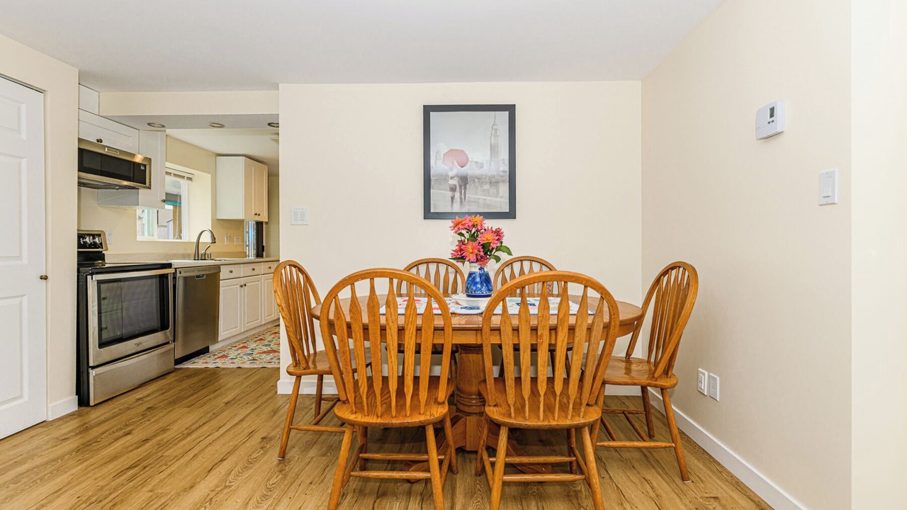 Photo of Bedroom in Gordon Head
