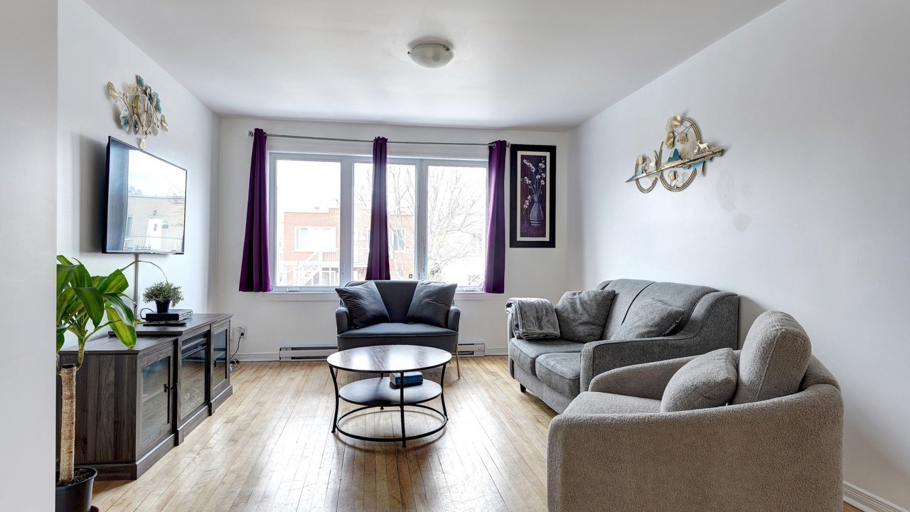 Photo of Livingroom in Francois-Perrault