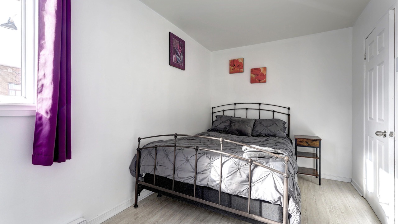 Photo of Bedroom in Francois-Perrault