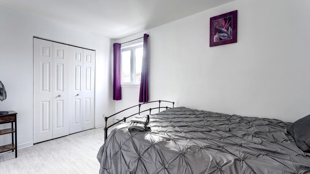 Photo of Bedroom in Francois-Perrault