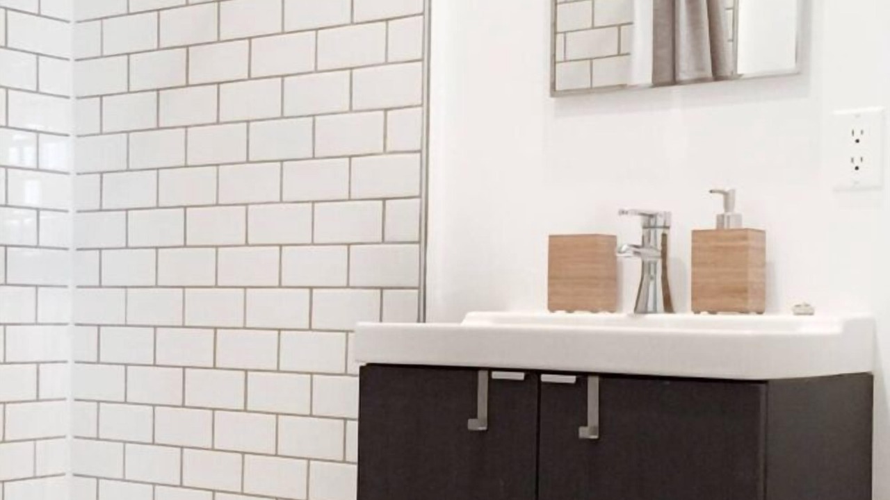 Photo of Bathroom in De Lorimier