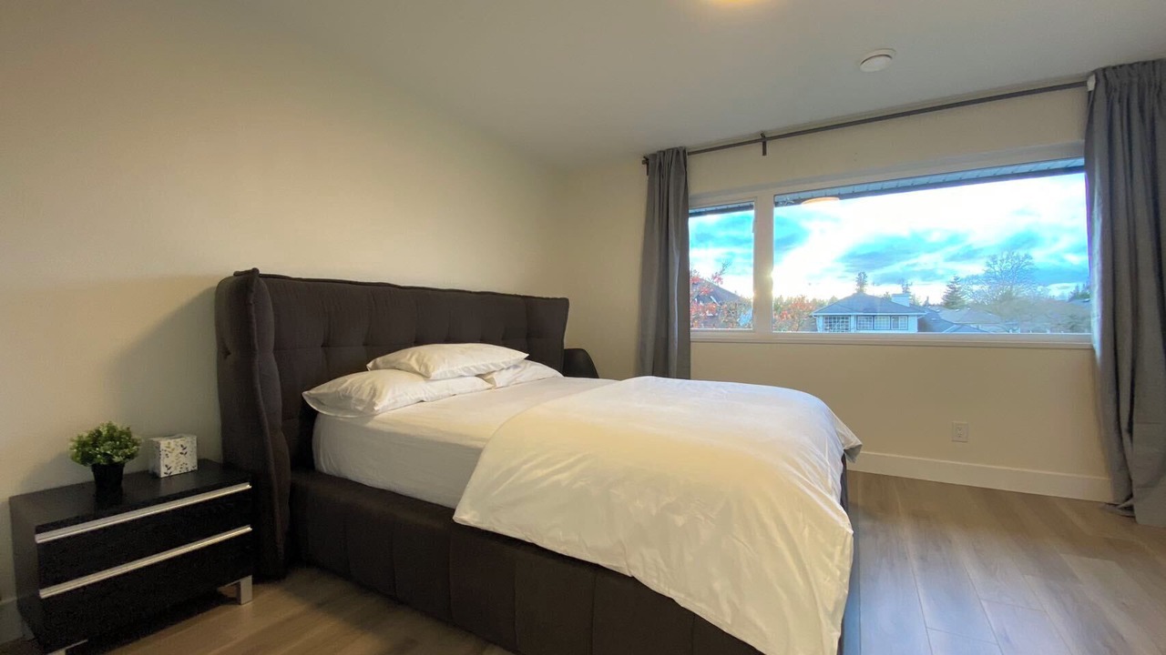 Photo of Bedroom in Langley