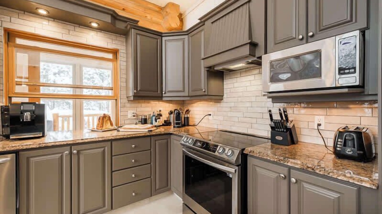 Photo of Kitchen in Mille-Isles