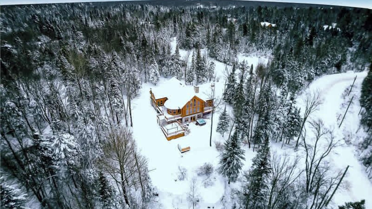 Photo of Outdoor in Mille-Isles