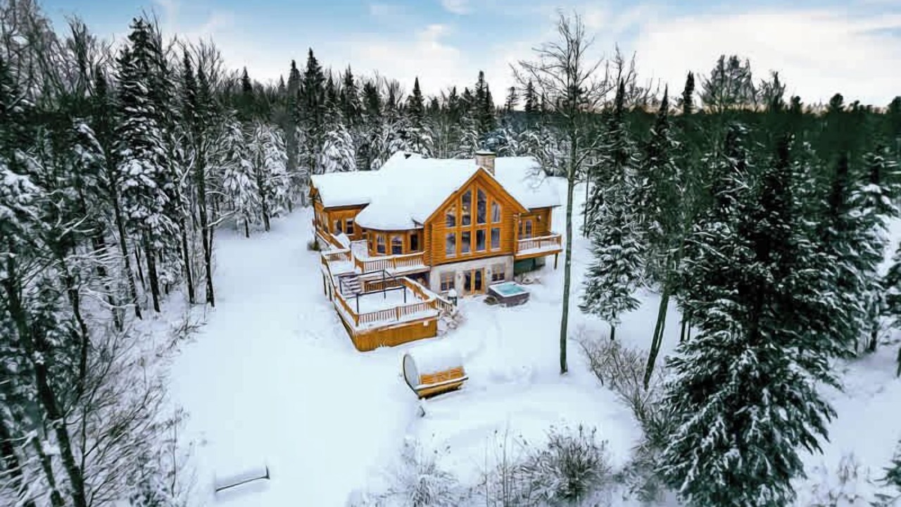 Photo of Outdoor in Mille-Isles