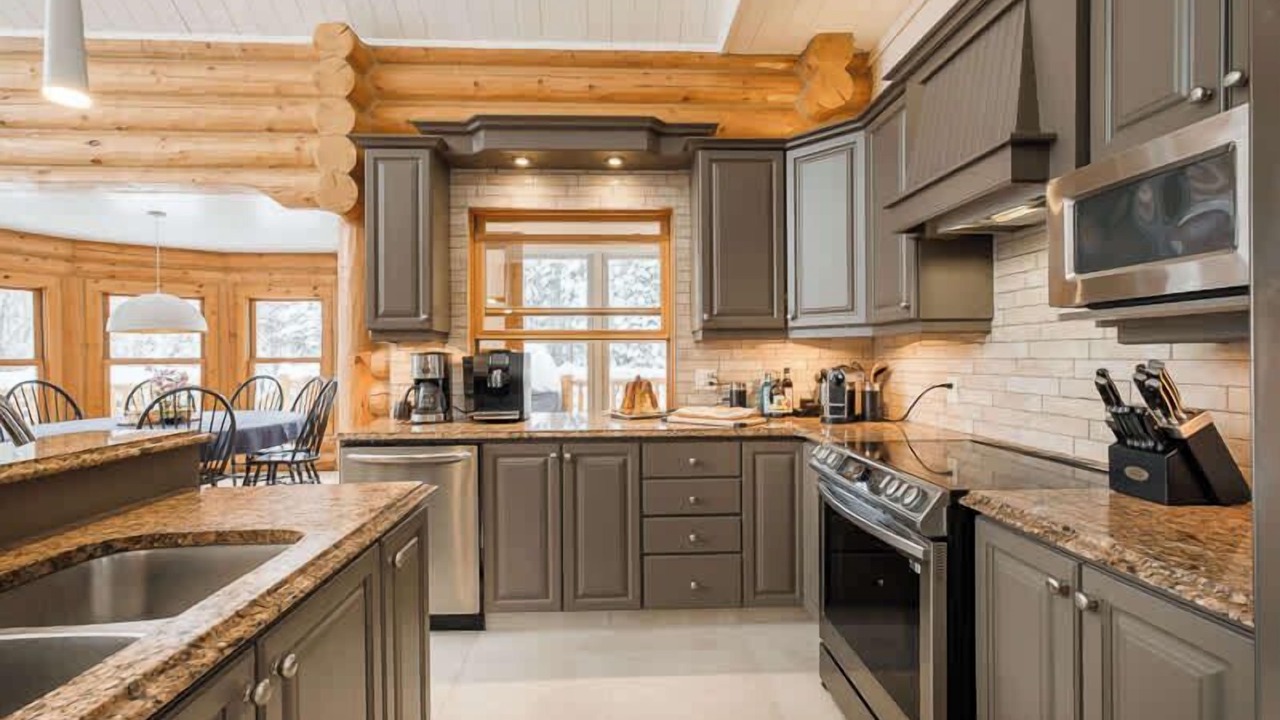 Photo of Kitchen in Mille-Isles
