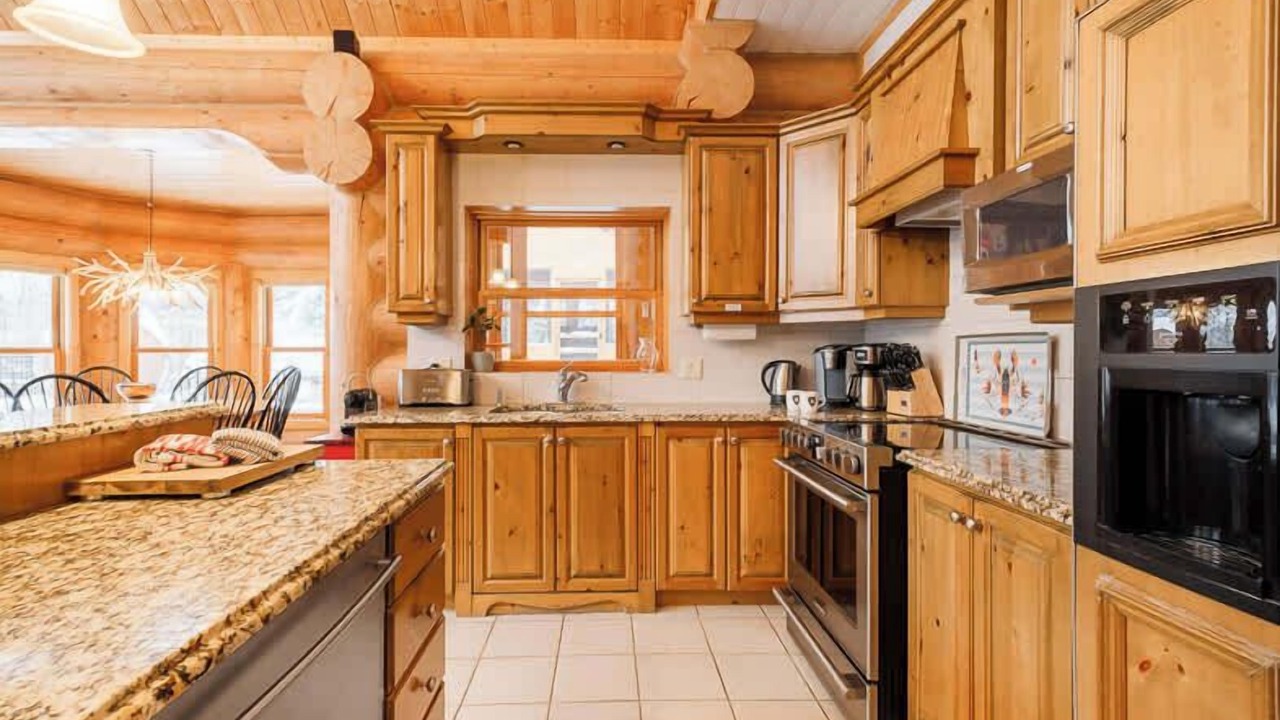 Photo of Kitchen in Fiddler Lake Resort