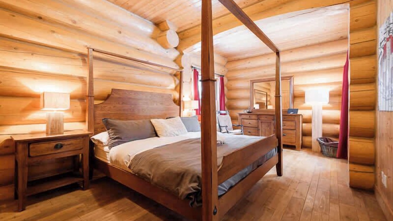 Photo of Bedroom in Fiddler Lake Resort