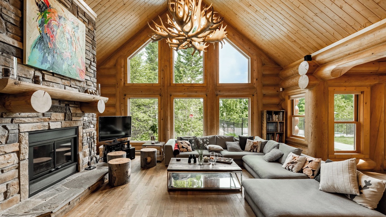 Photo of Livingroom in Fiddler Lake Resort