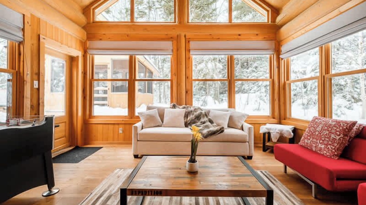 Photo of Livingroom in Fiddler Lake Resort