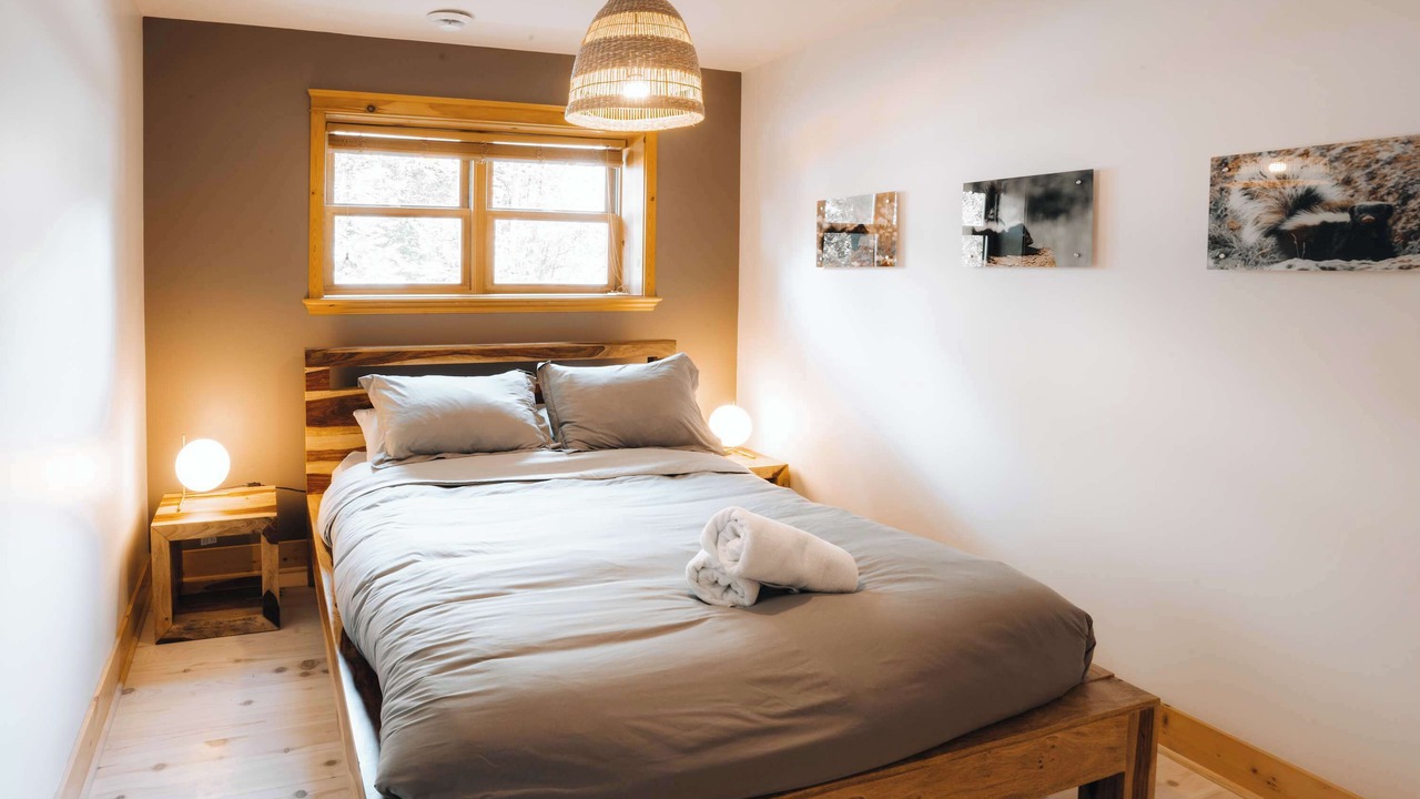 Photo of Bedroom in Mille-Isles