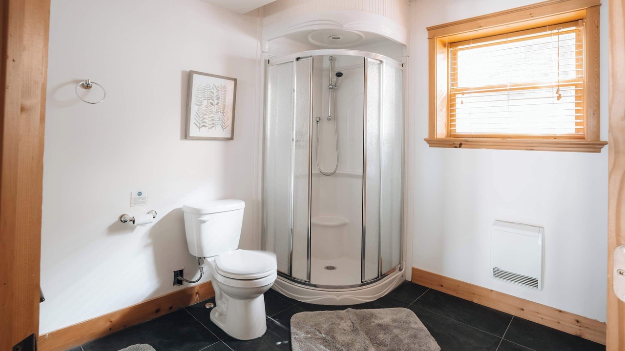 Photo of Bathroom in Mille-Isles