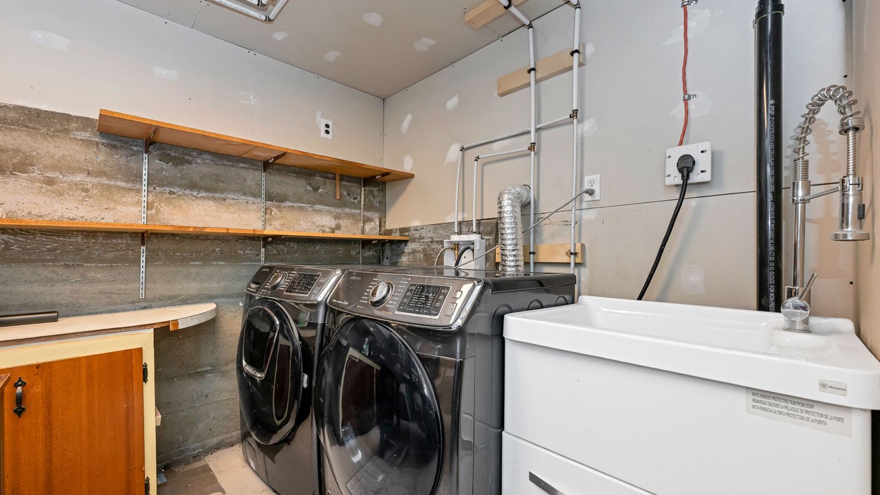 Photo of Bedroom in Langford