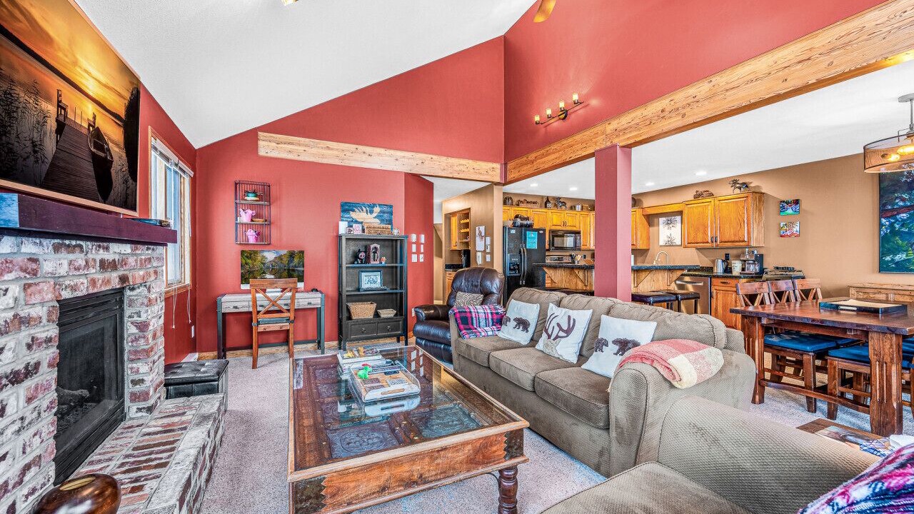 Photo of Livingroom in Big White Ski Resort