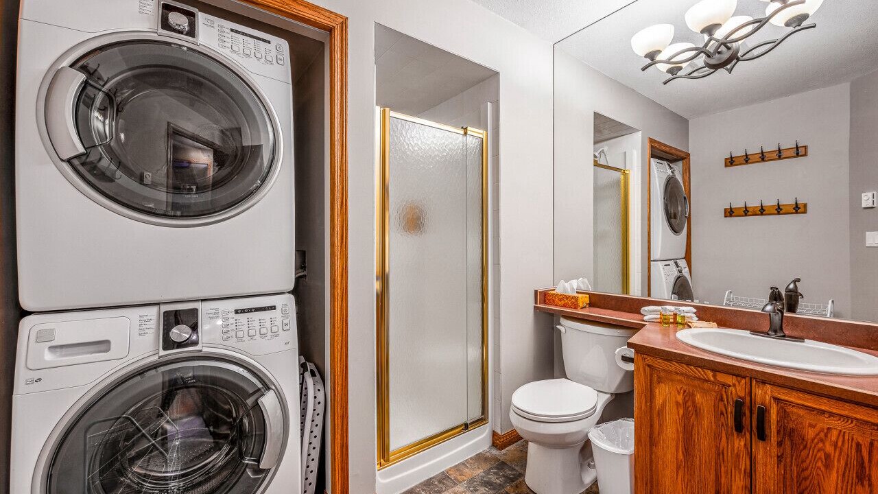 Photo of Bathroom in Big White Ski Resort