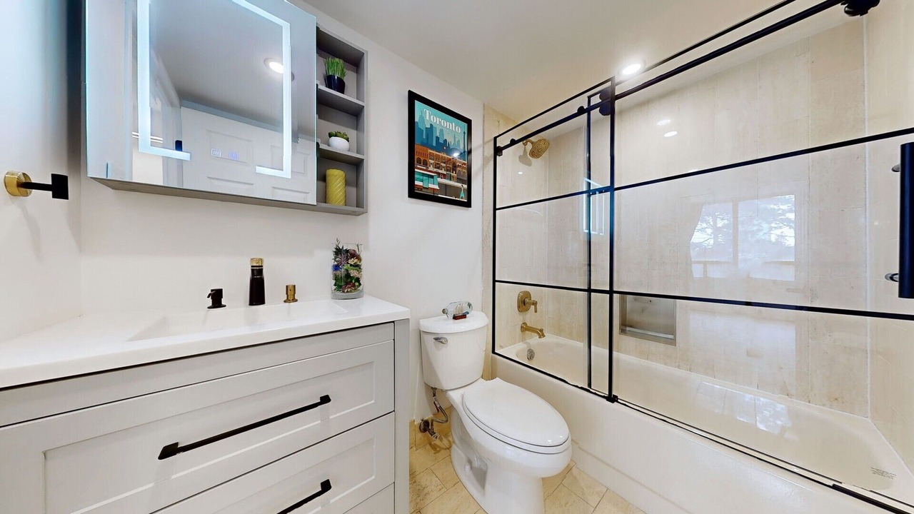 Photo of Bathroom in Downtown Mississauga