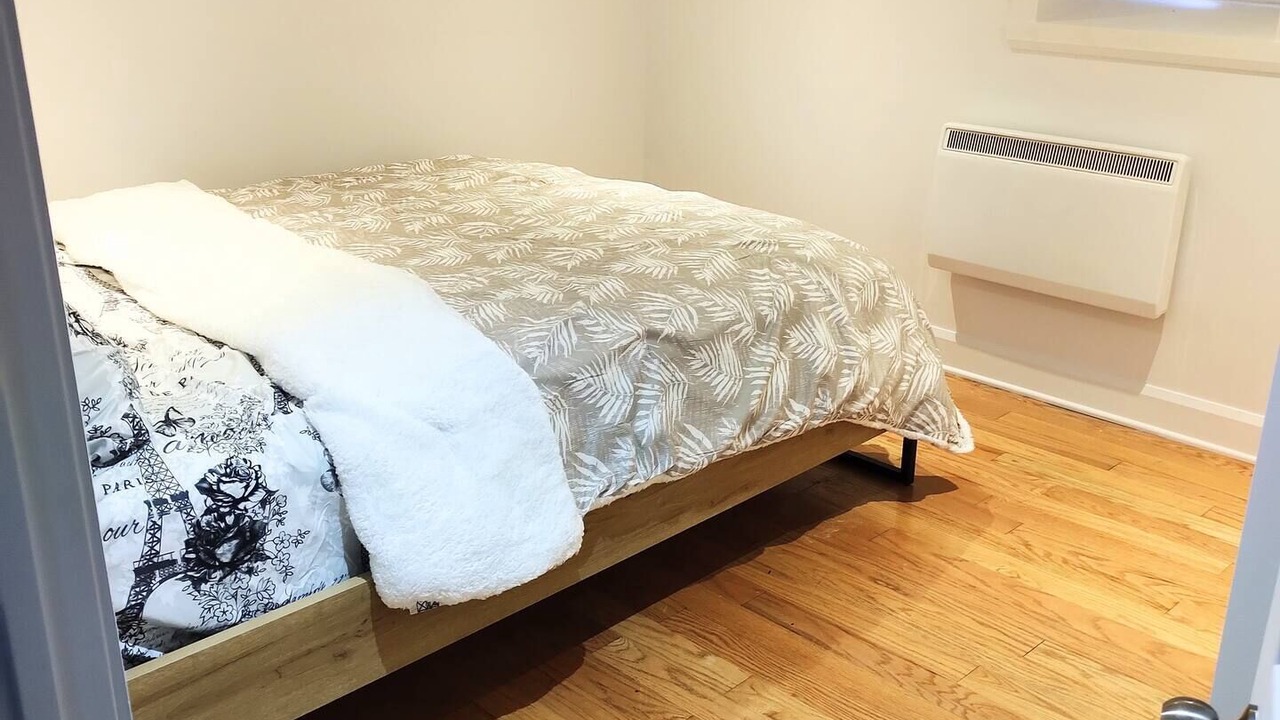 Photo of Bedroom in Laval