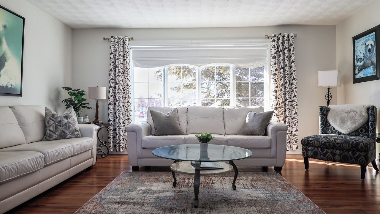 Photo of Livingroom in Cochrane