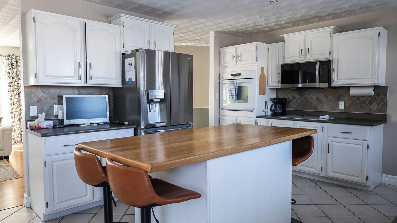 Photo of Kitchen in Cochrane