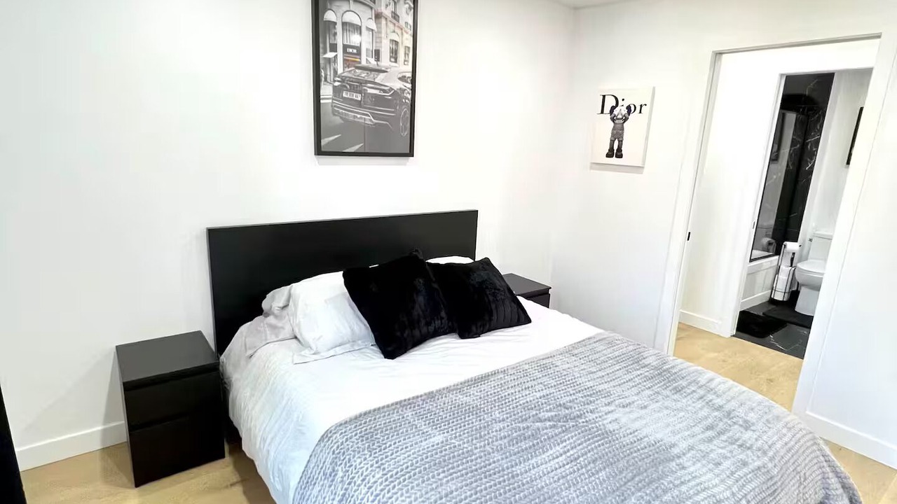Photo of Bedroom in Rosemont-La Petite-Patrie
