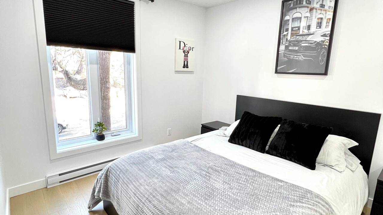 Photo of Bedroom in Rosemont-La Petite-Patrie