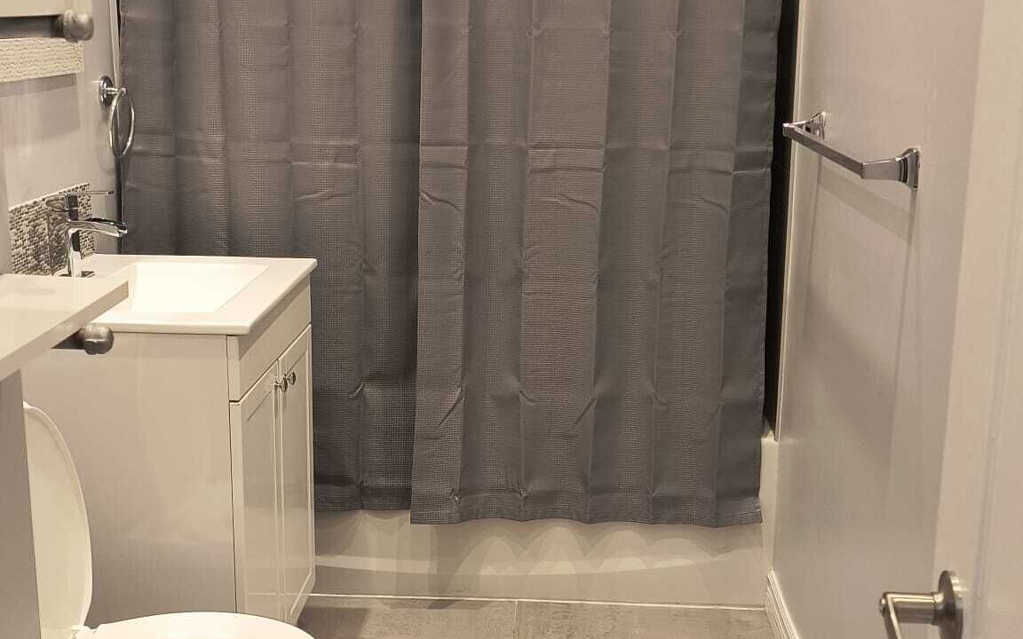 Photo of Bathroom in Saint-Laurent