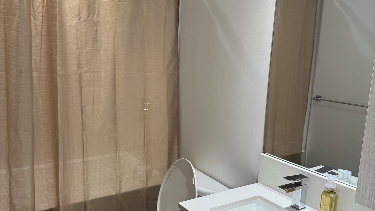 Photo of Bathroom in Downtown Mississauga