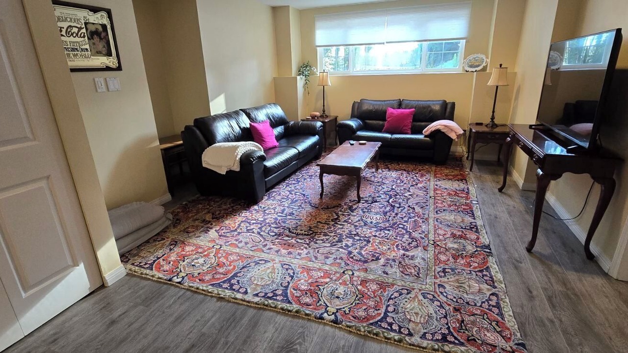 Photo of Livingroom in District of North Vancouver