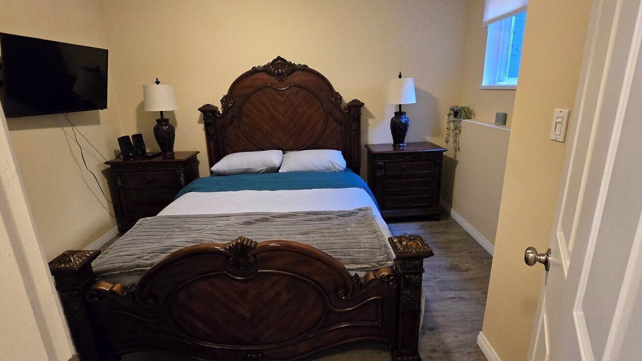 Photo of Bedroom in District of North Vancouver